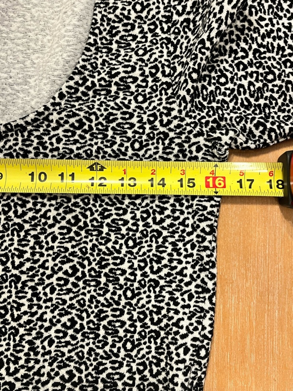 Anthropologie Maeve Leopard Print Peplum Top Scoop Neck L - Picture 7 of 9